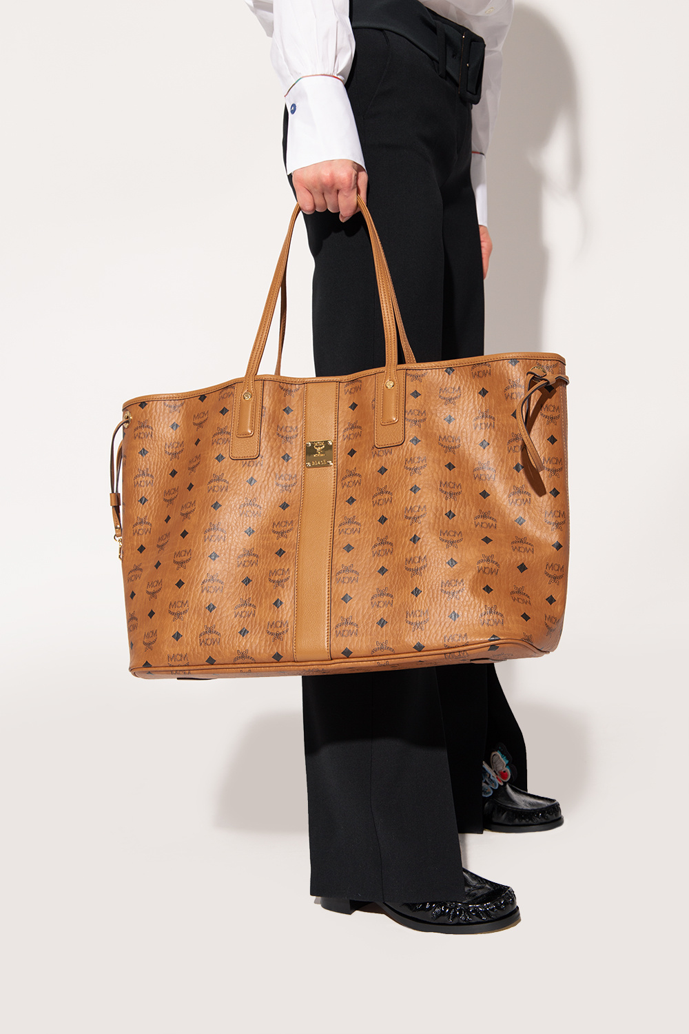 Mcm shopper tote new arrivals